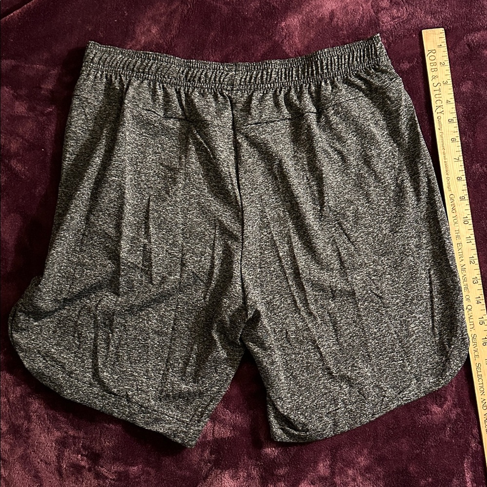 Men's Medium Gray Athletic Shorts 5 Pack new - Picture 3 of 6